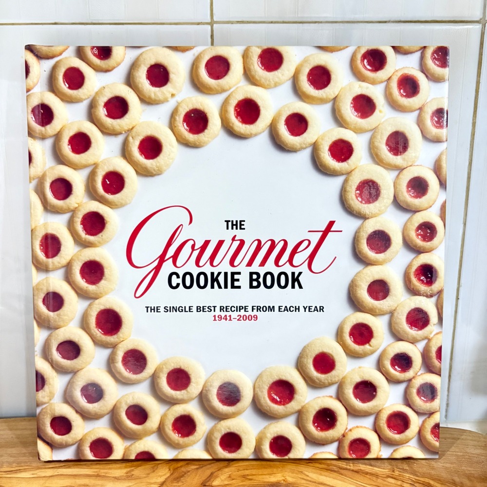 The Gourmet Cookie Book Single Best Recipe Each Year 1941-2009 Hardcover 2010